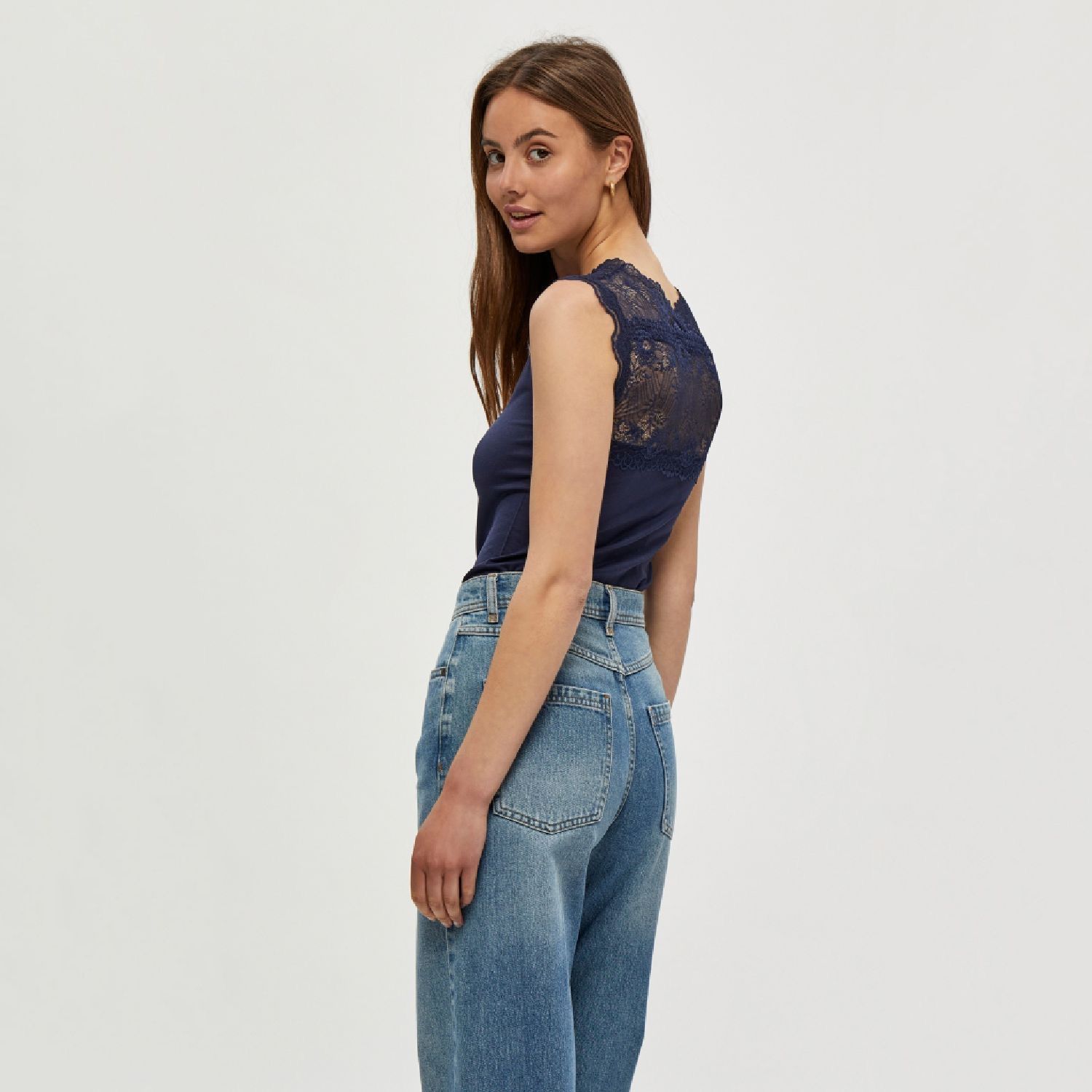 Vanessa Top Black Iris | Minus