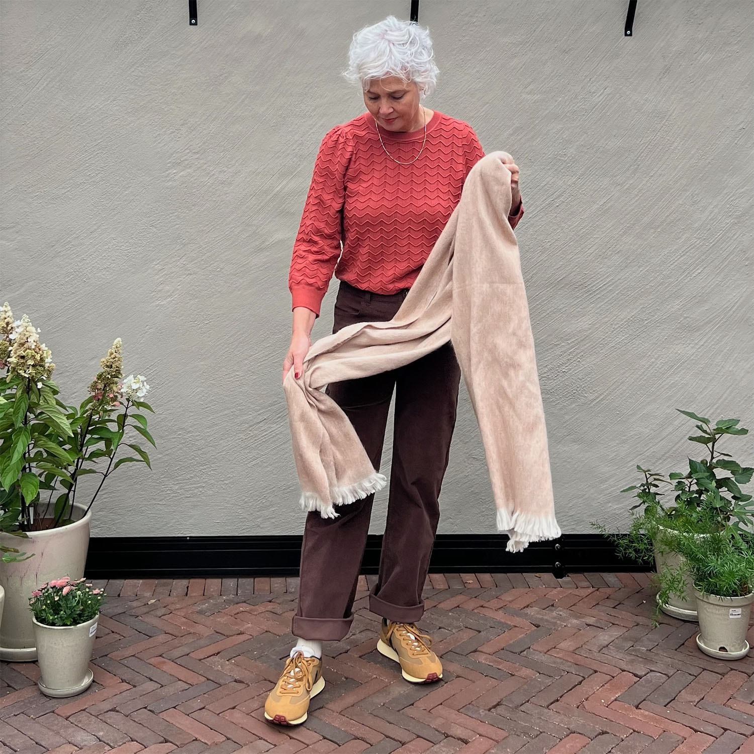 Rosy 3/4 Sleeve Pullover Dusty Cedar Red | Peppercorn