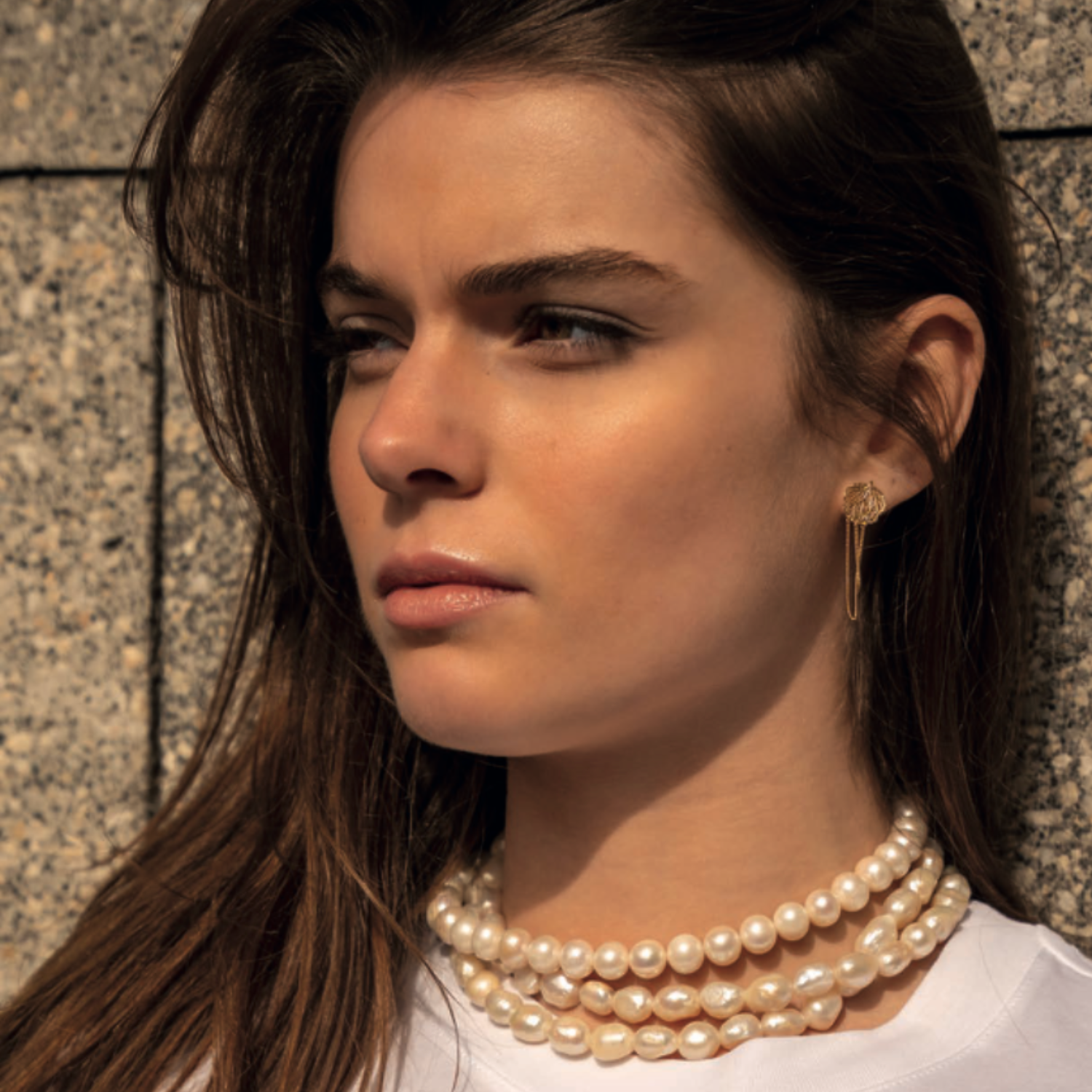 Fine Coral Stud Earring Gold | Betty Bogaers