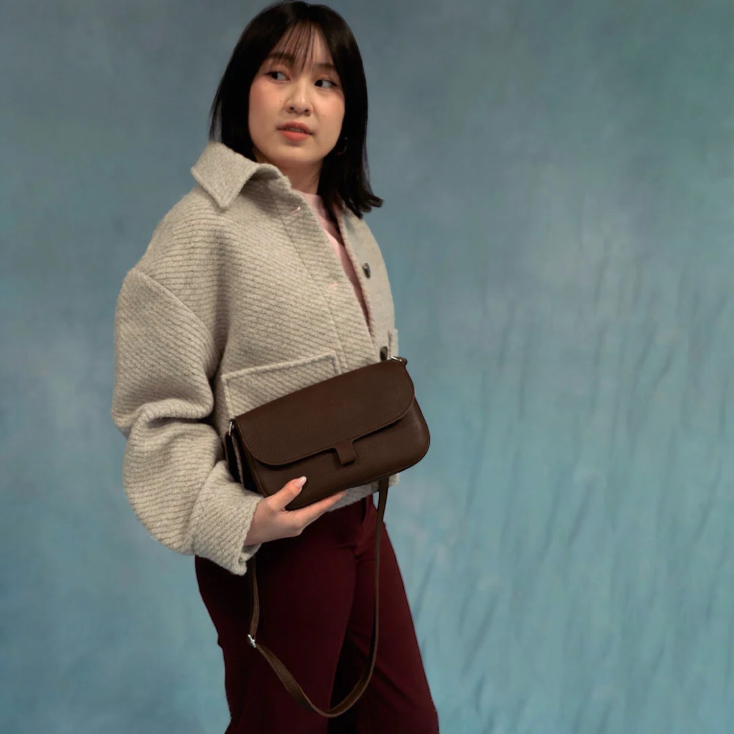 Schoudertas Wild Swan Dark Brown | Keecie