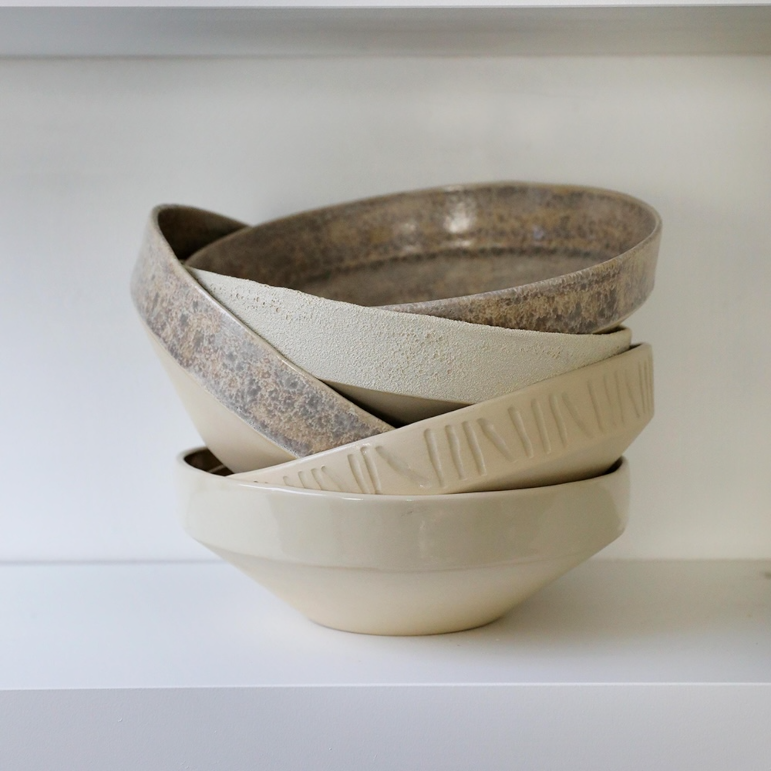 Schaal NI tekst | Atelier NVMBR