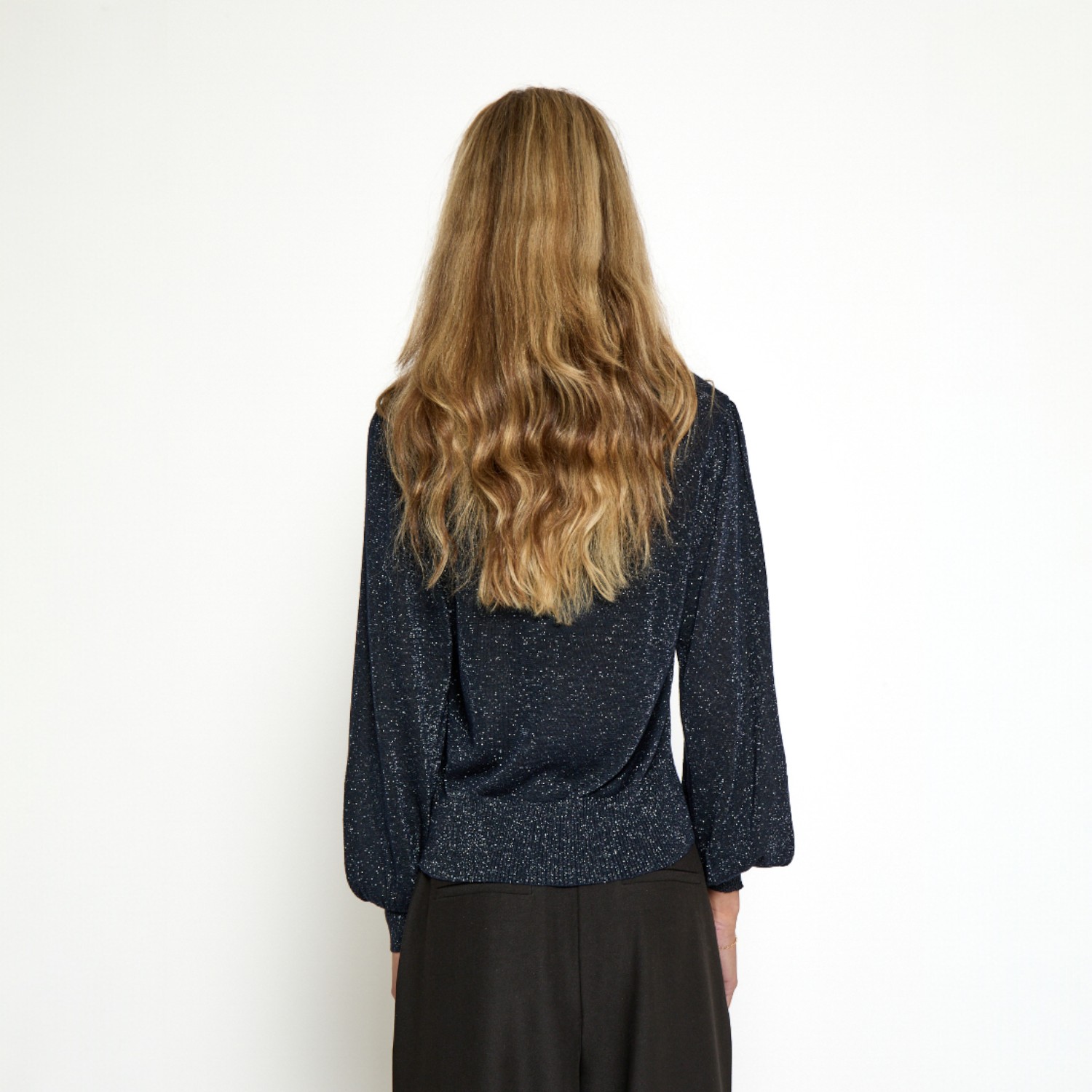 Liva Metallic Long Sleeve Pullover Black Iris Metal | Minus